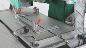 Combi 250/1500 Przecinarka do plytek Imer Combi 250 1500VA opcjonalna blokada plytek 300x169 - Combi 250/1500